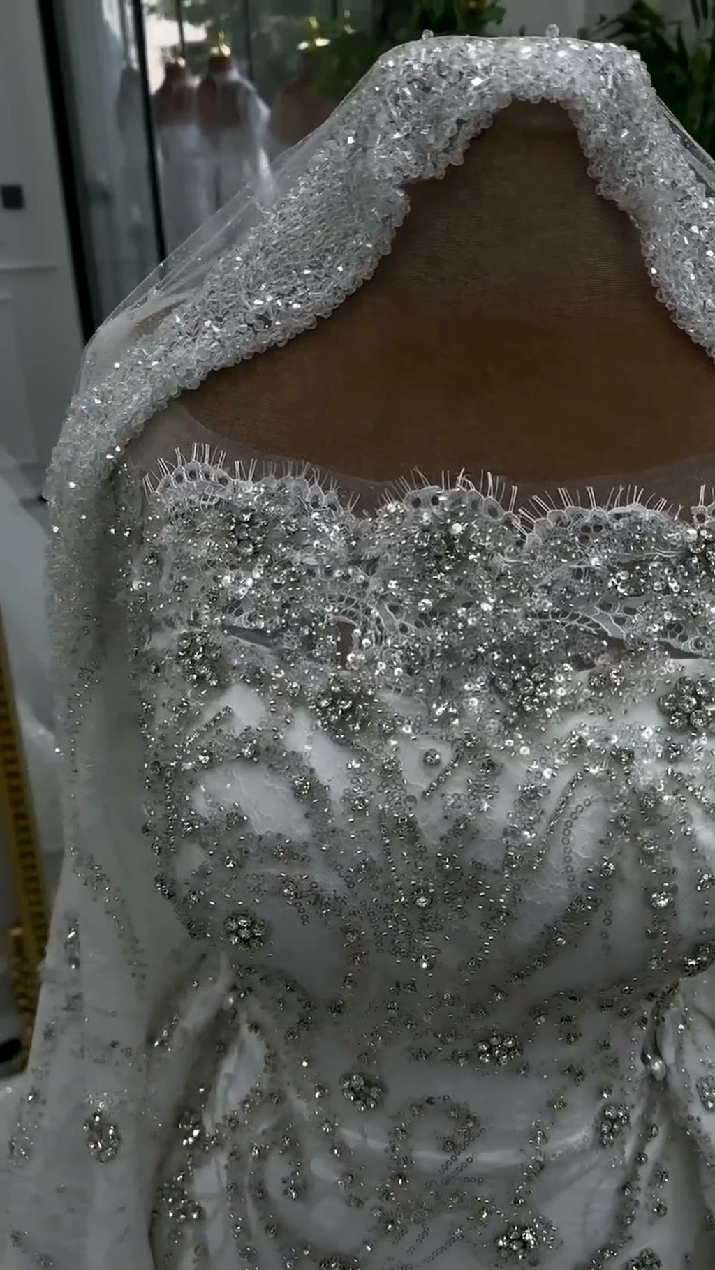 NIL 308 Ivory Ball Gown Pearl Beaded Lace Tulle Wedding Dress - Image 2