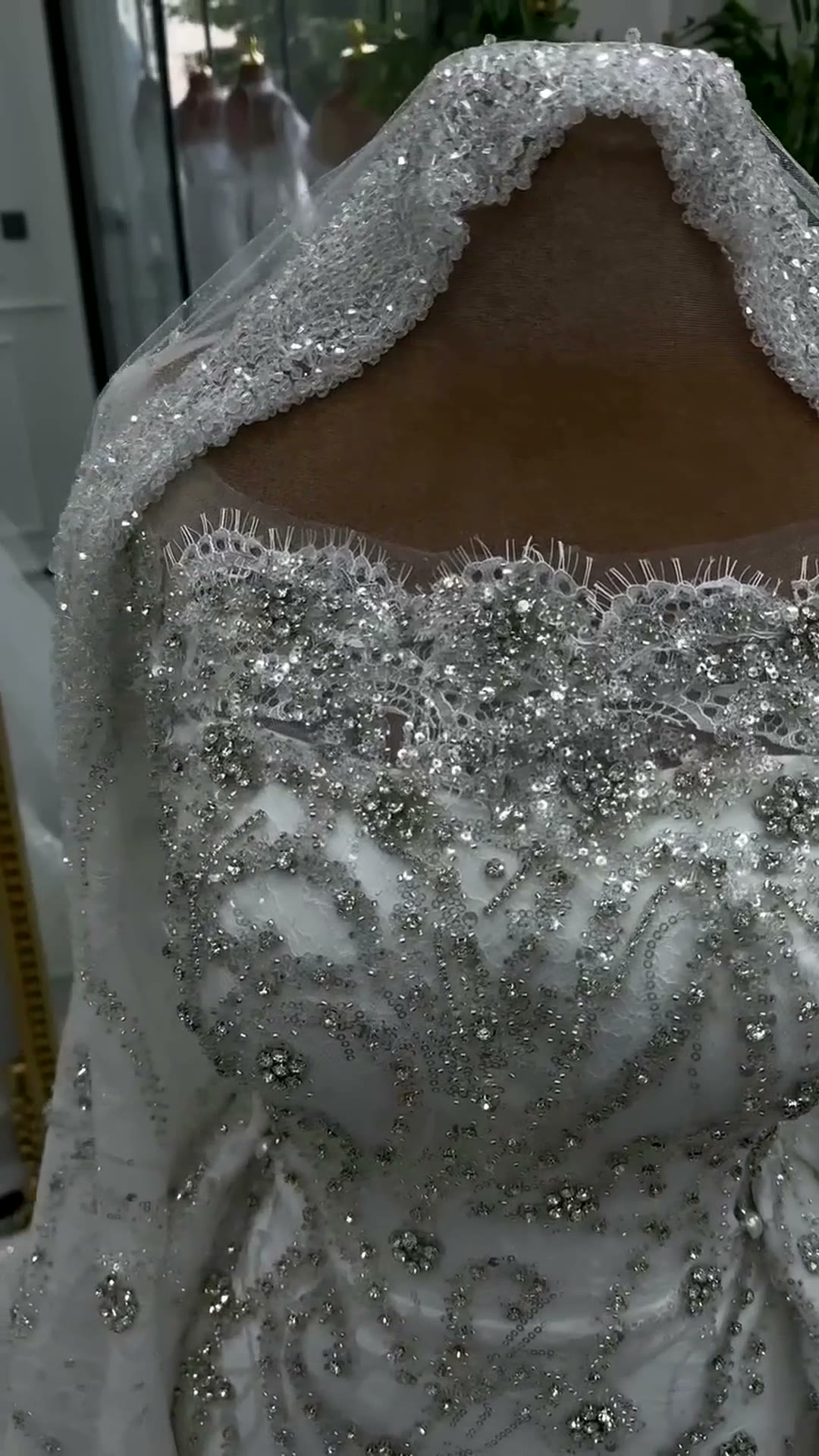 NIL 308 Ivory Ball Gown Pearl Beaded Lace Tulle Wedding Dress - Image 2
