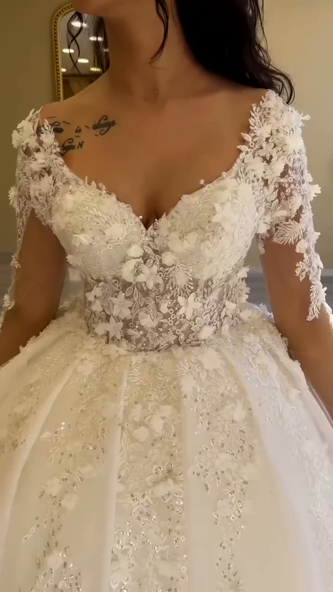 NIL 315 Ivory Ball Gown Floral Lace Tulle Wedding Dress - Image 1