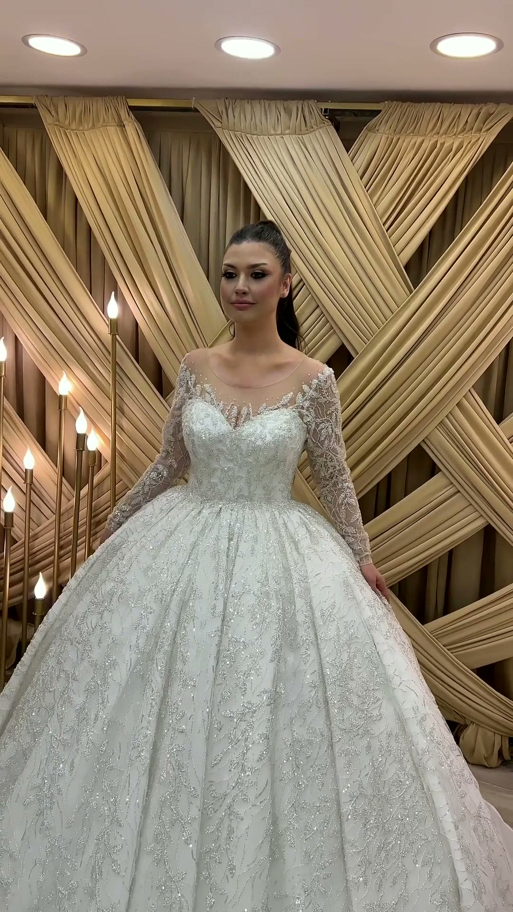 NIL 328 Ivory Ball Gown Lace Applique Tulle Wedding Dress - Image 1