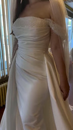 NIL 332 Ivory Sheath Draped Satin Wedding Dress - Image 6