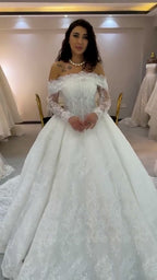 NIL 335 Ivory Ball Gown Floral Lace Tulle Wedding Dress - Image 4