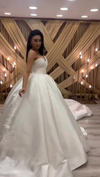 NIL 360 Ivory Ball Gown Minimalist Satin Wedding Dress - Image 5