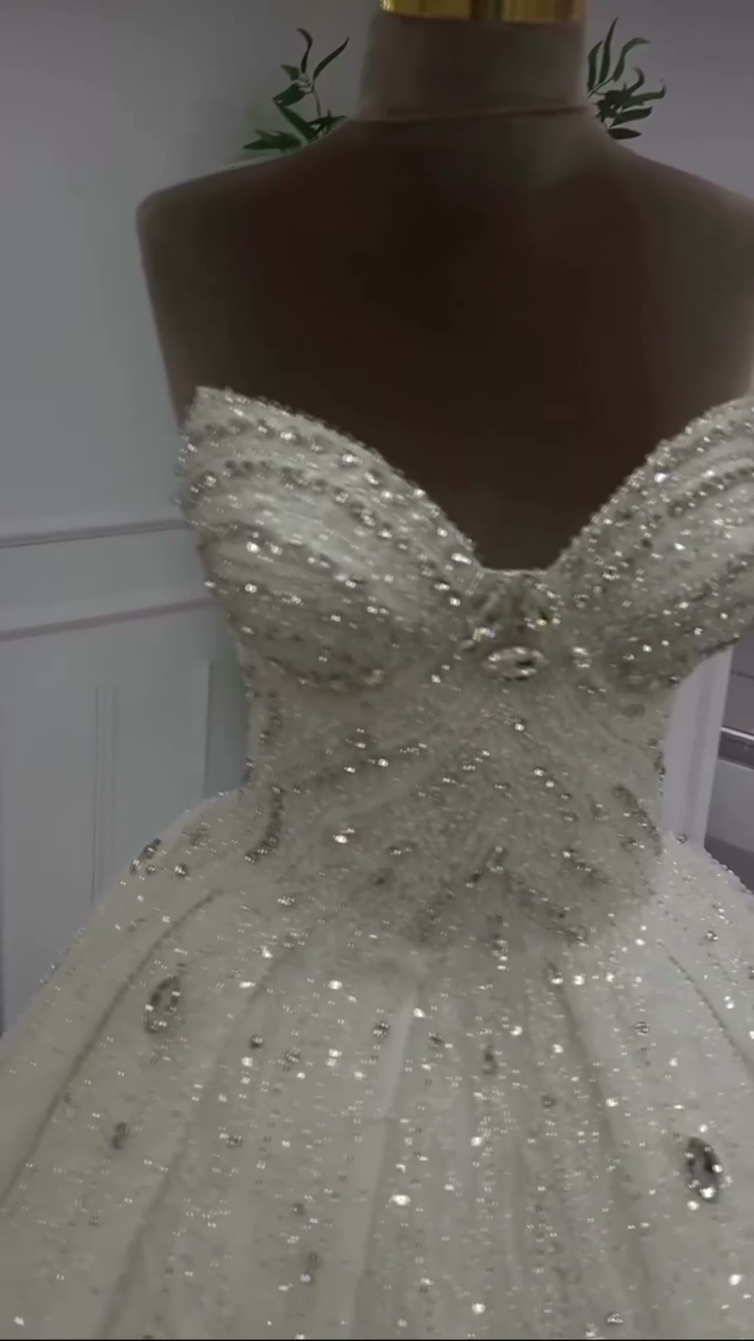 NIL 362 Ivory Ball Gown Crystal Beaded Tulle Wedding Dress - Image 3