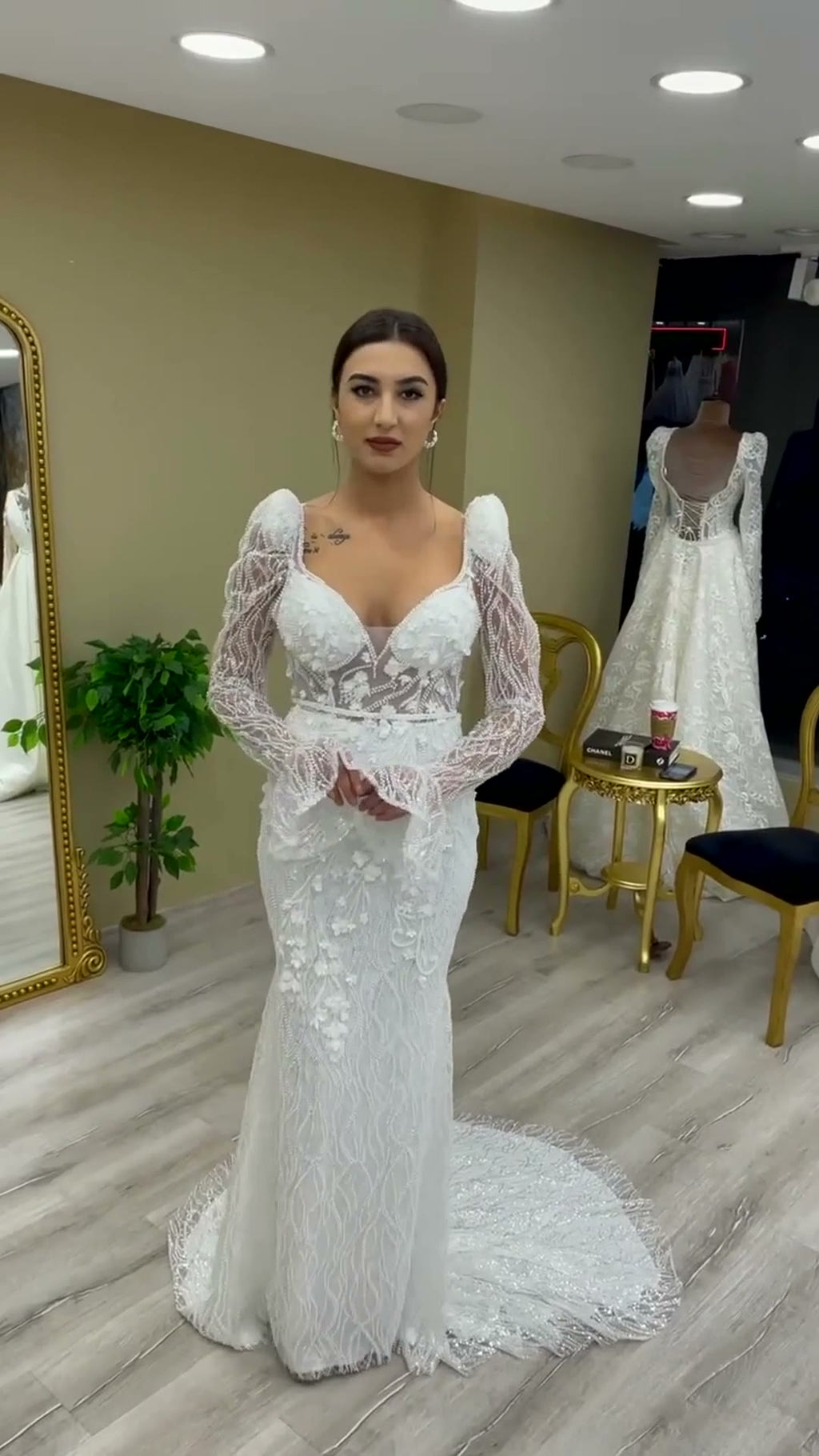 NIL 373 Ivory Mermaid Lace Applique Tulle Wedding Dress - Image 2
