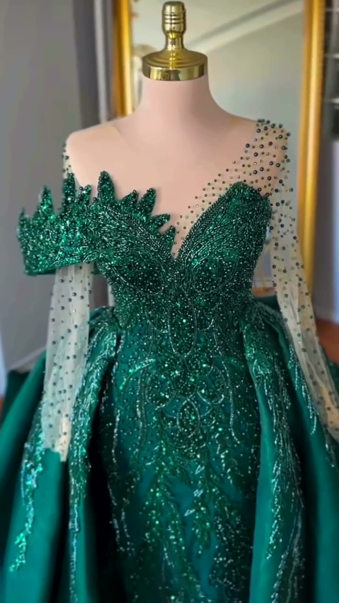 NIL 389 Emerald Mermaid Beaded Lace Engagement Dress - Image 5