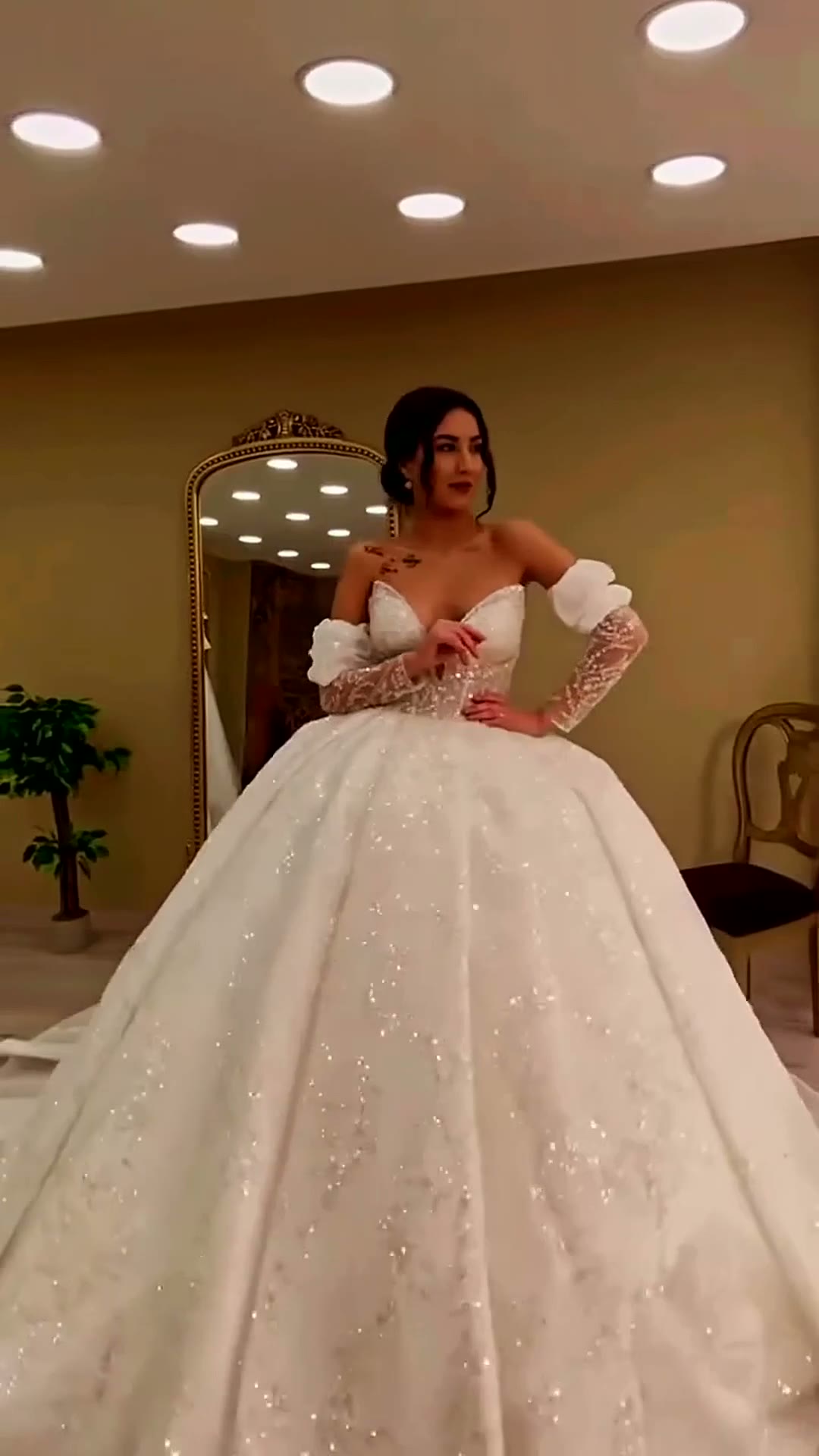 NIL 391 Ivory Ball Gown Bow Beaded Tulle Wedding Dress - Image 1