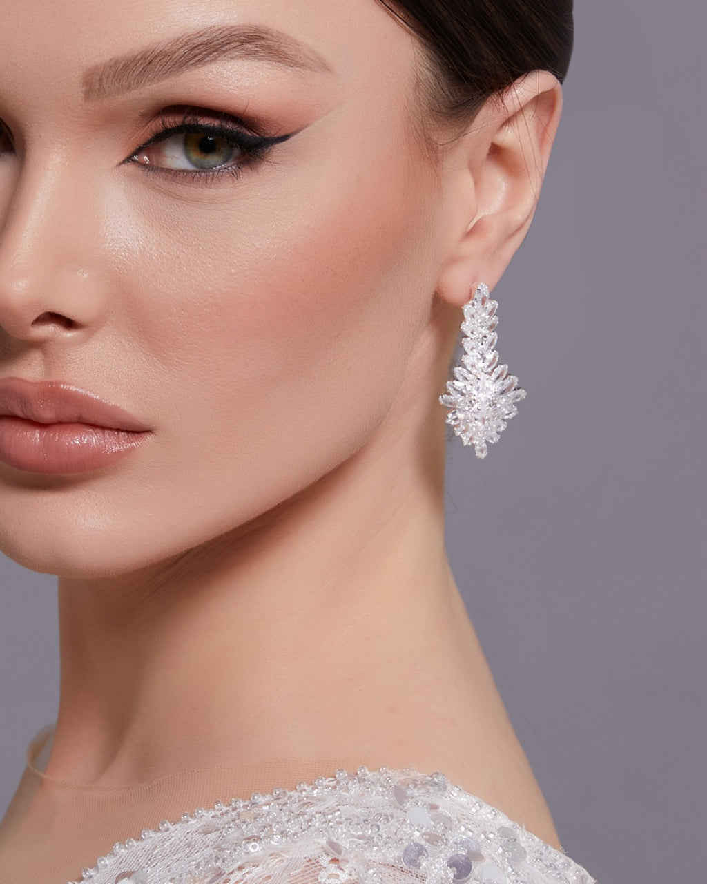 NNC-039 | Aris Zircon Stone Earrings
