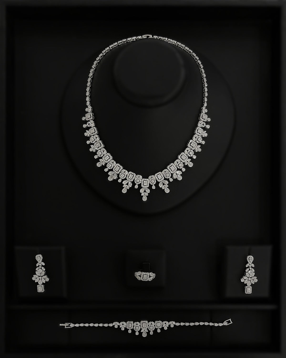 NNC-007 | Emerald Baguette Fringe Zircon Bridal Set Necklace