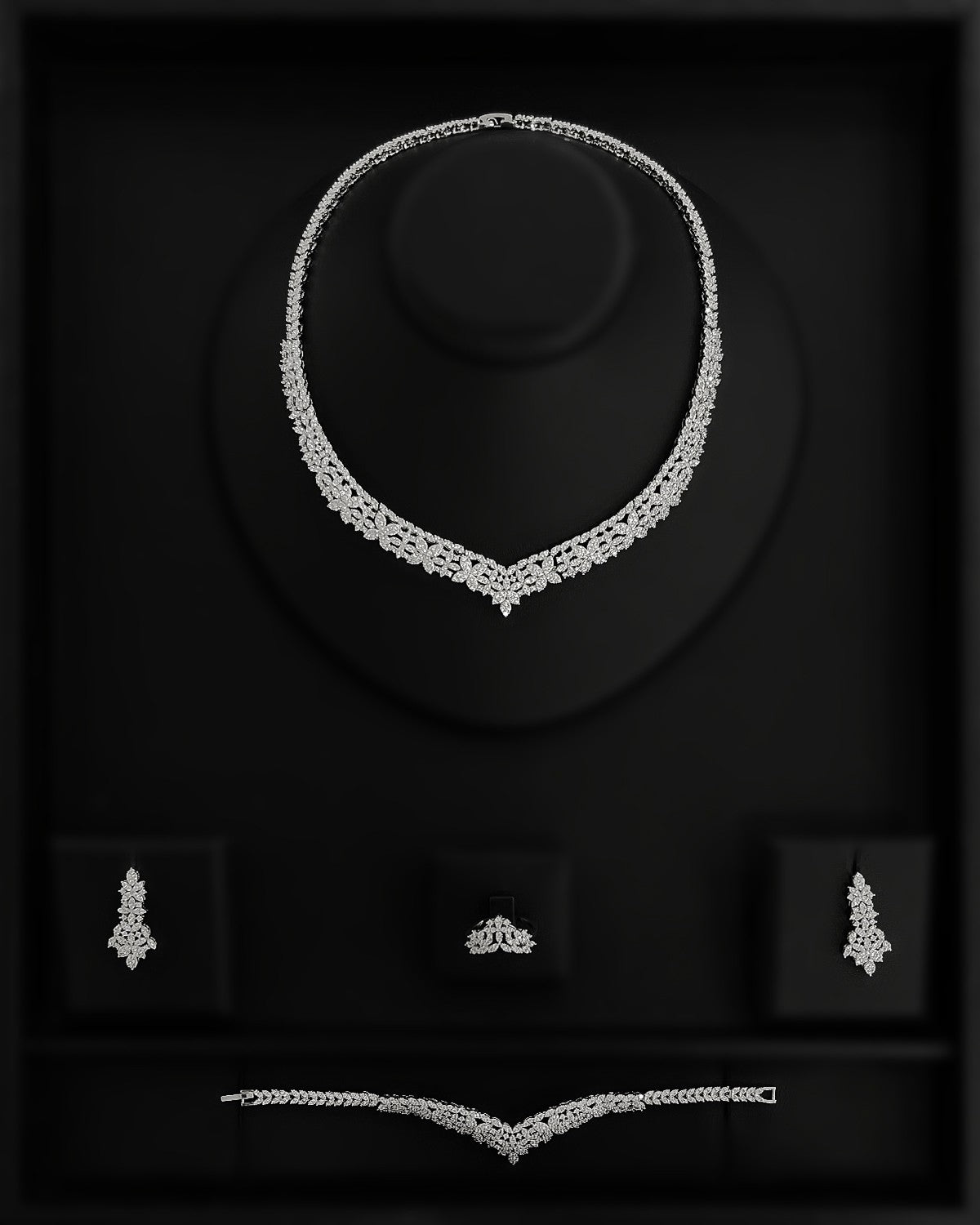 NNC-015 | Rama Zircon Stone Set Necklace