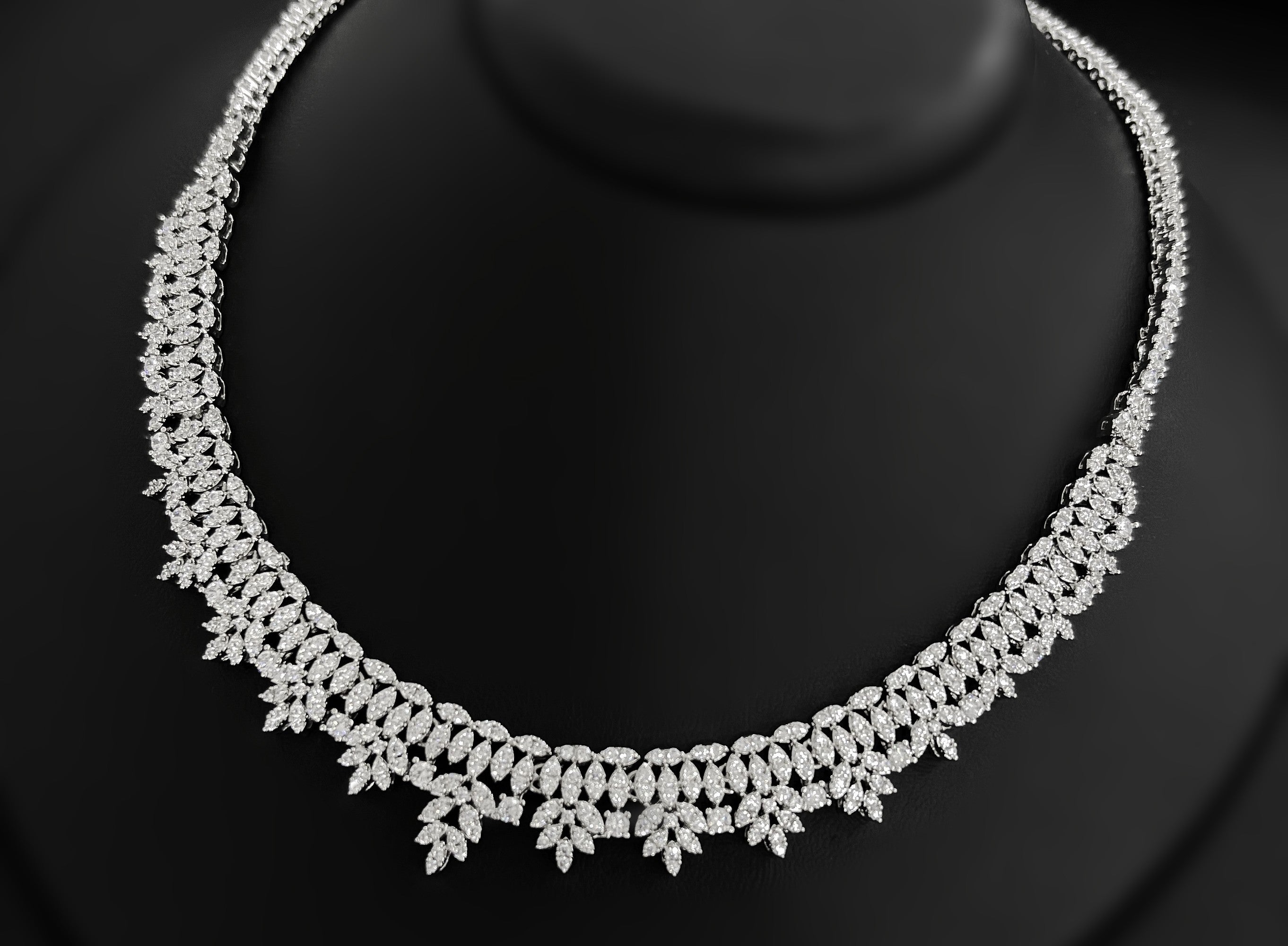 NNC-011 | Baguette Round Zircon V-Necklace