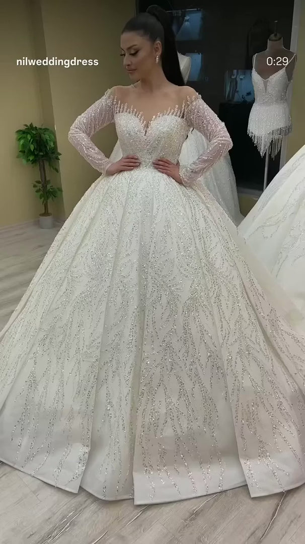 NIL-376 Ivory Ball Gown Lace Applique Tulle Wedding Dress