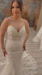 NIL-337 Ivory Mermaid Lace Applique Tulle Wedding Dress