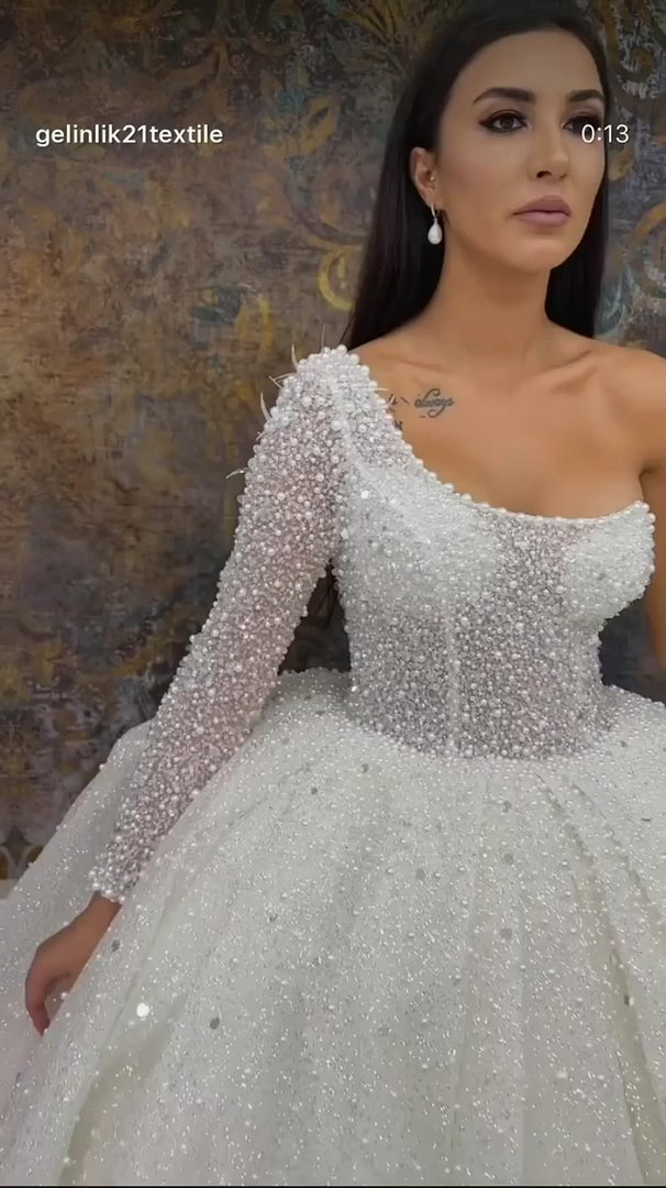 NIL-355 Ivory Ball Gown Crystal Beaded Tulle Wedding Dress